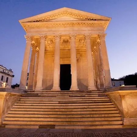 Centre De Apartment Nimes